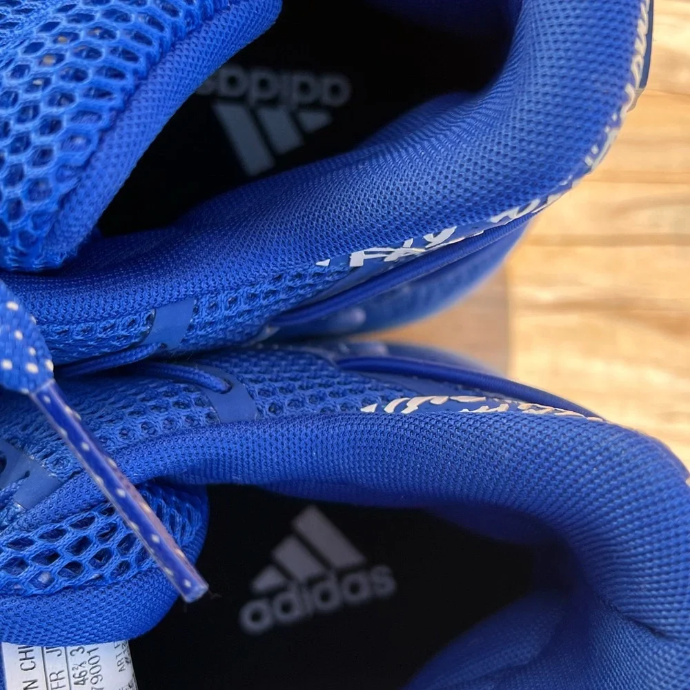 - Adidas Sz 12 Dame 7 ‘I Am My Own Fan’ Basketball Sneakers! LIKE NEW!